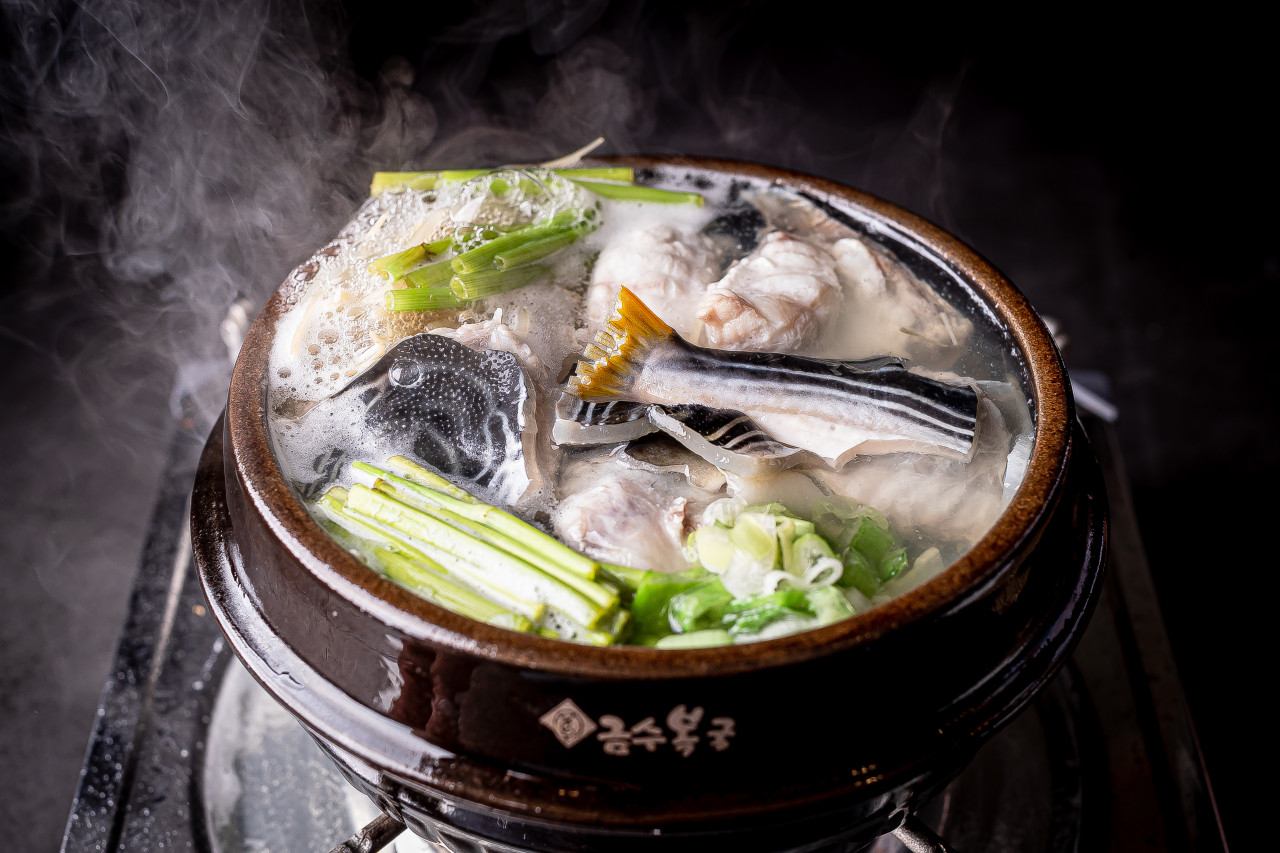 Geumsubokguk pufferfish soup