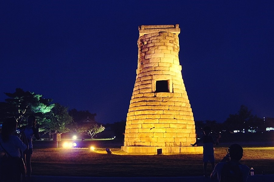 Cheomseongdae Observatory, the oldest astronomical observatory in Asia